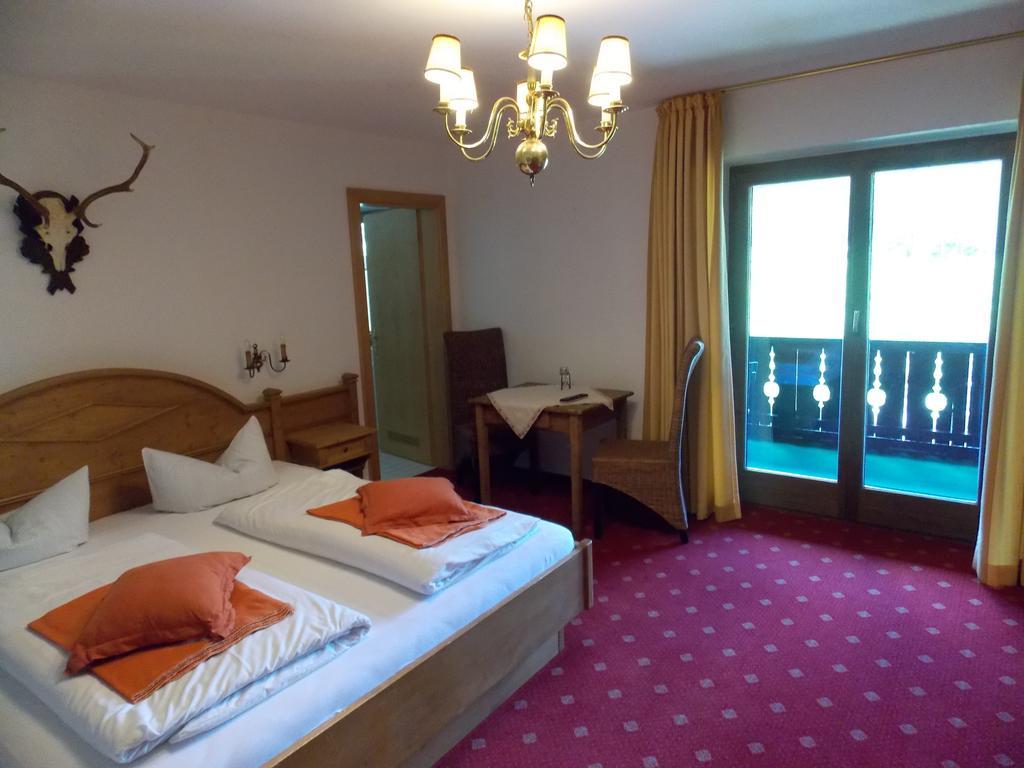Berghotel Sutten Rottach-Egern Bilik gambar